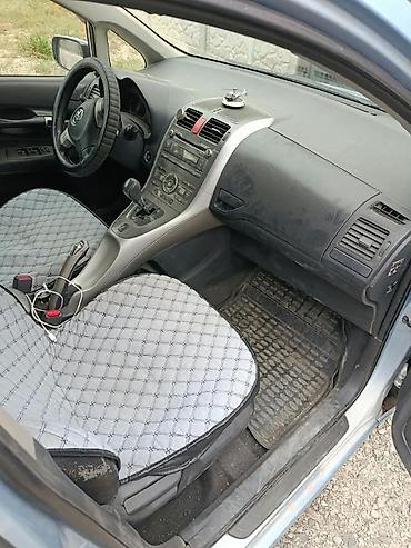 айон ю: Toyota Auris: 2007 г., 1.6 л, Робот, Бензин, Хэтчбэк — 4