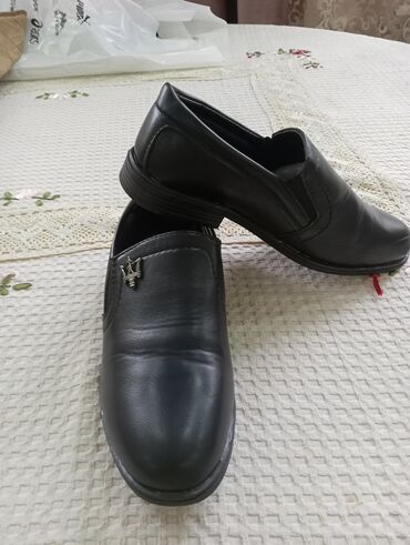 размер обуви 35: Продается детские туфли для мальчиков 35 размер новые брали за 600 с