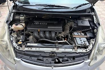 Транспорт: Toyota WISH: 2004 г., 1.8 л, Автомат, Бензин, Универсал — 6