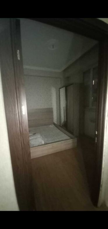 Uzunmüddətli kirayə mənzillər: Xirdalanda köhna bazarın yani kiristalda 1-2 ye duzalma esyali ev ofis -da lalafo.az — 2 Uzunmüddətli kirayə mənzillər: Xirdalanda köhna bazarın yani kiristalda 1-2 ye duzalma esyali ev ofis — 2