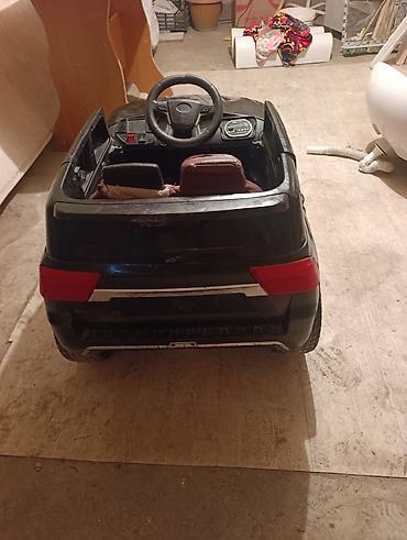 Продаю детскую машину Мерседес за 1000 сомов отдам, акб надо менять at lalafo.kg Продаю детскую машину Мерседес за 1000 сомов отдам, акб надо менять