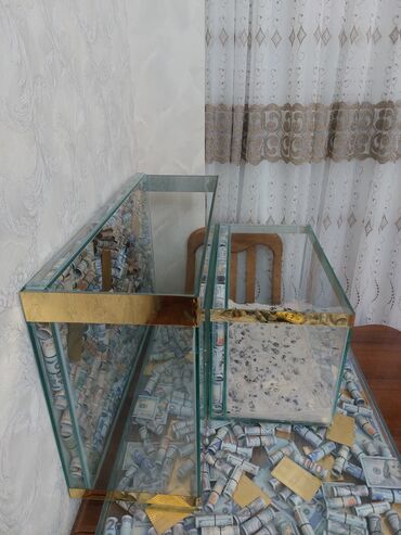 Akvariumlar: Dolar Akvaryum. 22 litir 40 man 35 litir. 60 man 80 litir 90 man Bu — 11