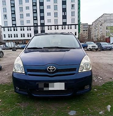 Toyota Corolla Verso: 2004 г., 1.8 л, Робот, Бензин, Минивэн