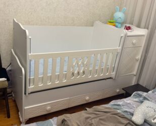 Soyuducular: Oğlan və qız üçün, Dördbucaq, Beşik, Dəstsiz, Matras ilə, Yellənmə mexanizmsiz