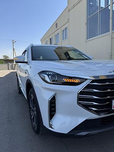 re sovio: Jetour X70 Plus: 2021 г., 1.5 л, Бензин, Кроссовер — 5