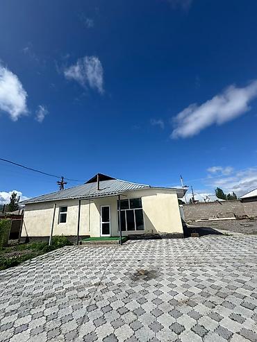Железобетонные заборные плиты: Продается дом в Кочкорском районе, село Кара-Тоо, ПМК 2. Количество — 5