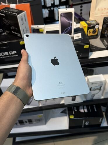 Apple iPad: • IPad Pro 11 // 64GB // 2018 // • Tam ideal veziyyetdedir.Hec bir -da lalafo.az — 4 Apple iPad: • IPad Pro 11 // 64GB // 2018 // • Tam ideal veziyyetdedir.Hec bir — 4