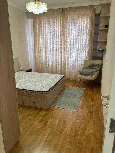 Uzunmüddətli kirayə mənzillər: Nizami Rayonu Qara Qarayev Metrosu Kristal Abşeron 2 otaq. Mərtəbə - — 2