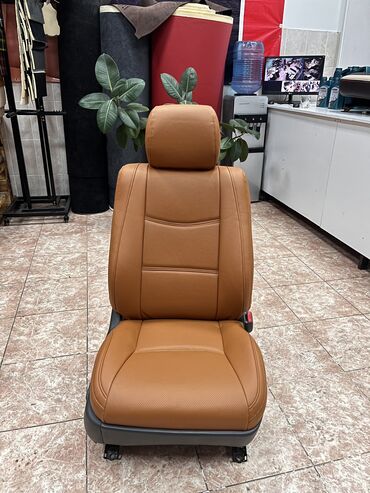 Чехлы и накидки на сиденья: Чехлы Кожаные, Toyota, Новый, Самовывоз — 5