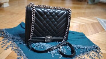 mona tašne sniženje: Shoulder bag, Chanel