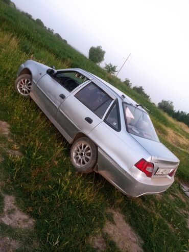 купить запчасти опель омега б: Chevrolet Daewoo Nexia серебристого цвета. год 2013 простой