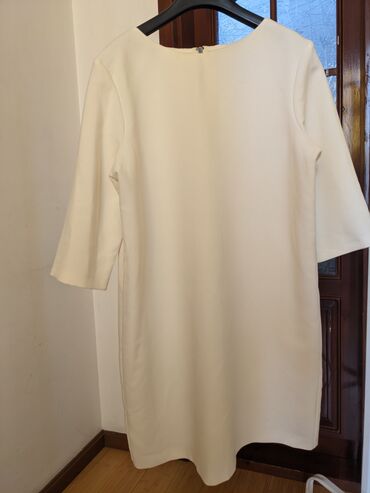 платья белые: Вечернее платье, Коктейльное, Короткая модель, С рукавами, M (EU 38)