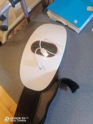 Bədənə qulluq: Bel kemeri vibratorlu. Tam işlək vəziyyətdə. 10 rejim vibrasiya ilə