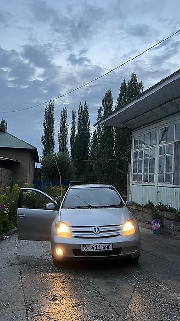 гольф 3 моно: Toyota Ist: 2003 г., 1.3 л, Автомат, Бензин, Хэтчбэк — 4