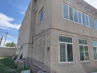 дом кызыл кия: 260 м², 7 комнат, Требуется ремонт Без мебели