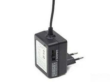 duplim: Univerzalni AC/DC adapter 24 W sa zamenjivim nastavcima - Snaga: 24 W — 10