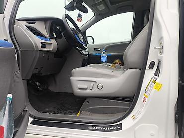 Toyota: Toyota Sienna: 2018 г., 3.5 л, Автомат, Бензин, Минивэн — 6