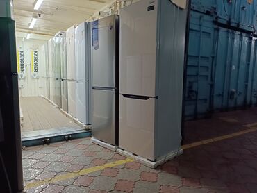 Холодильники: Холодильник Samsung, Новый, Двухкамерный, No frost, С рассрочкой — 4