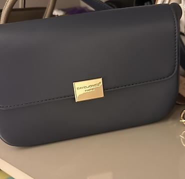 David Jones Paris qadın çantası - Rəng: tünd göy (navy) - Material