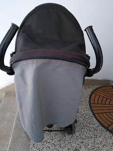 broj 22: Kisobran decija kolica Chicco crno/siva,3 polozaja naslona,3 tacke — 3