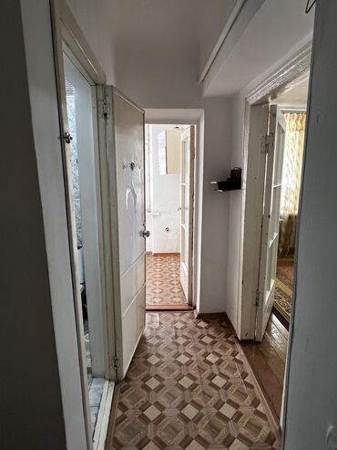 Продажа квартир: 1 комната, 28 м², Хрущевка, 1 этаж, Старый ремонт — 5