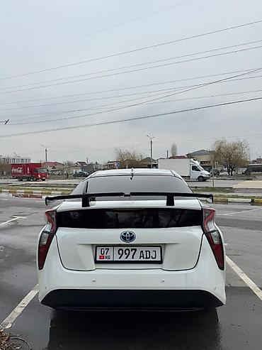 Toyota: Toyota Prius: 2017 г., Гибрид, Хэтчбэк — 3
