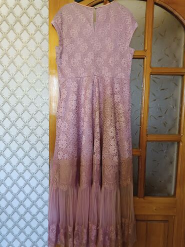 Dəstlər, kostyumlar: Ziyafət donu, Midi, 2XL (EU 44)