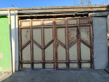 giris qapi: Dəmir Qaraj darvazası, Yana açılan, Mexaniki, rəng - Bej, Qapı ilə