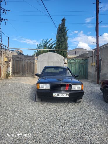 mercedes w212 qiymeti: Mercedes-Benz 190: 1.8 l | 1991 il Sedan