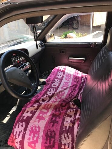Toyota: Toyota Hi-Lux: 1.3 l. | 1992 έ. Πικάπ — 11