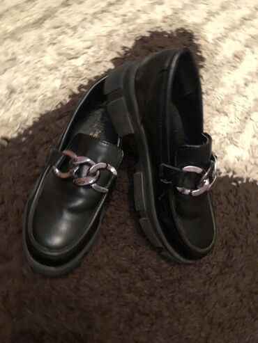 37 размер ботинки: Туфли 37, цвет - Черный