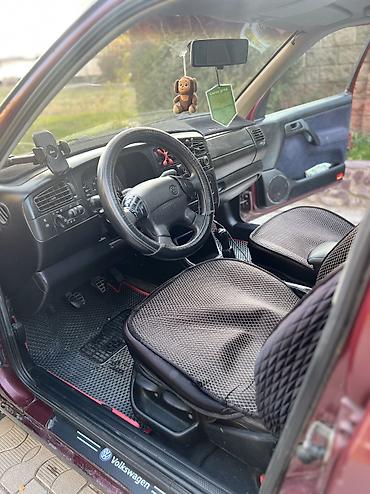 экран на венто: Volkswagen Vento: 1996 г., 1.8 л, Механика, Бензин, Седан — 4