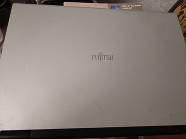 ASUS: Fujitsu ESPRIMO Mobile noutbuk - Brend/model: Fujitsu ESPRIMO Mobile