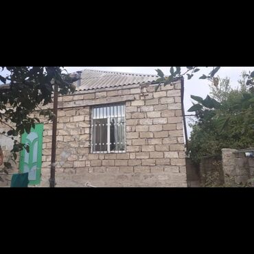mastagada ev satilir: 3 otaqlı, 90 kv. m, Orta təmir