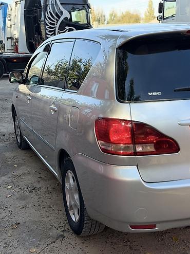 машина усупорт: Toyota Ipsum: 2003 г., 2.4 л, Автомат, Бензин, Минивэн — 5