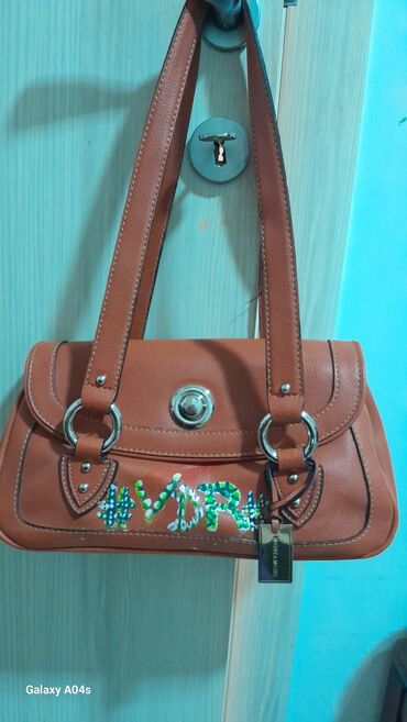 birkin torba cena: Material: Patent leather