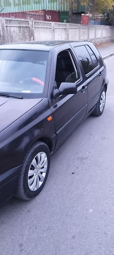 Volkswagen: Volkswagen Golf: 1993 г., 1.8 л, Механика, Бензин, Хэтчбэк — 8