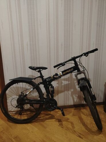 İdman velosipedləri: Velosiped satilir-saz veziyyetdedir.Az istifade olunub. Təkərləri və