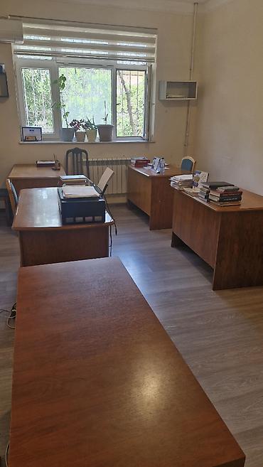 Ofis mebeli: Ofis mebeli çox yaxşı vəziyyətdədir. Ofisi yenilədiyimiz ücün çox — 4