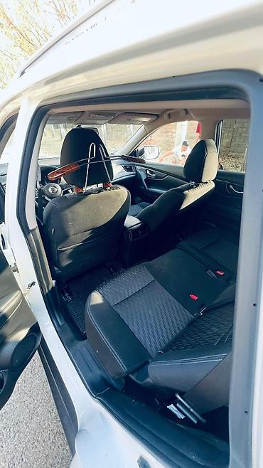 выбор номера о: Nissan X-Trail: 2017 г., Автомат, Бензин, Кроссовер — 10