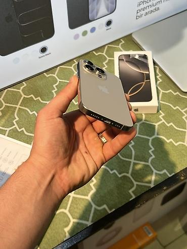 Apple iPhone: IPhone 16 Pro, Natural Titanium, Face ID — 5