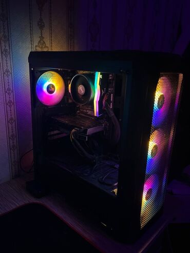 komputer oyunu: Gaming Computer.Butun işlerınızde rahatlıqla hell ede bileceyınız