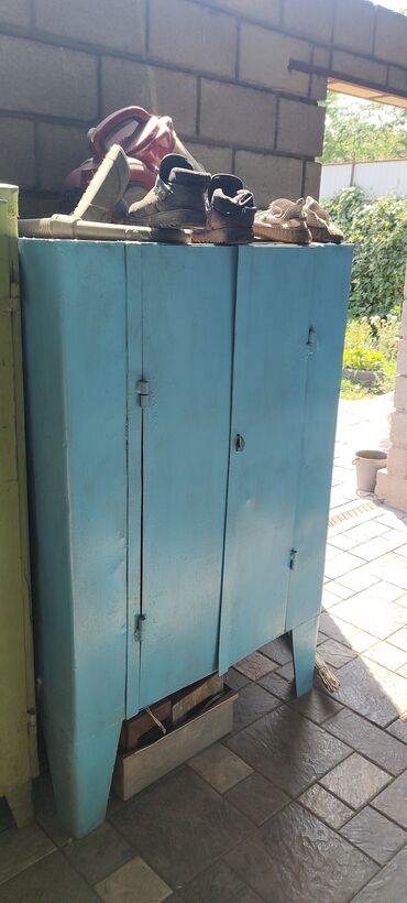 цианид купить в аптеке: Продаю металлические шкафы и сейф.
Все подробности по телефону