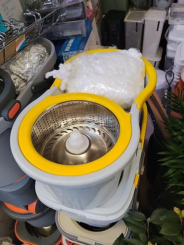 Ведро-швабра с центрифугой (spin mop) для быстрой уборки. -