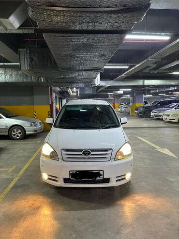 Toyota: Toyota Ipsum: 2003 г., 2.4 л, Автомат, Бензин, Минивэн — 2