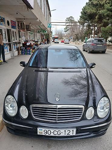 qazel kapotu: Mercedes-Benz E-Class: 1.8 l | 2006 il Sedan — 1