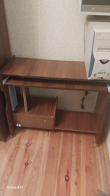 Sifarişlə oturacaqlar: Düz masa, Polkalı, Siyirməli, Zəmanətsiz, Kredit yoxdur