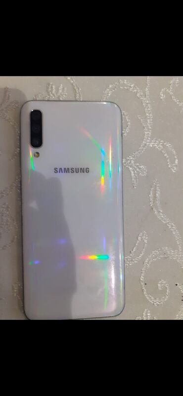 Samsung: Samsung Galaxy A50, 128 GB, rəng - Ağ, Barmaq izi, Face ID