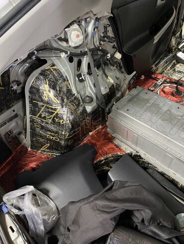 Toyota: Toyota Prius: 2014 г., 1.8 л, Автомат, Гибрид — 17