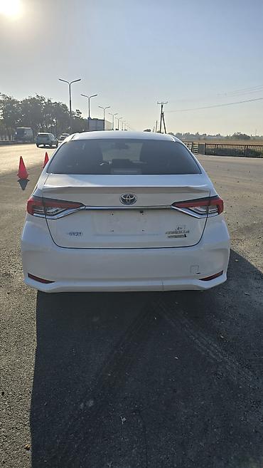 тайота эмина: Toyota Corolla: 2022 г., 1.8 л, Вариатор, Гибрид, Седан — 5
